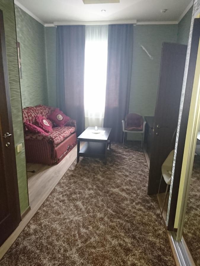 Mishel Plus Hotel Charkov Buitenkant foto