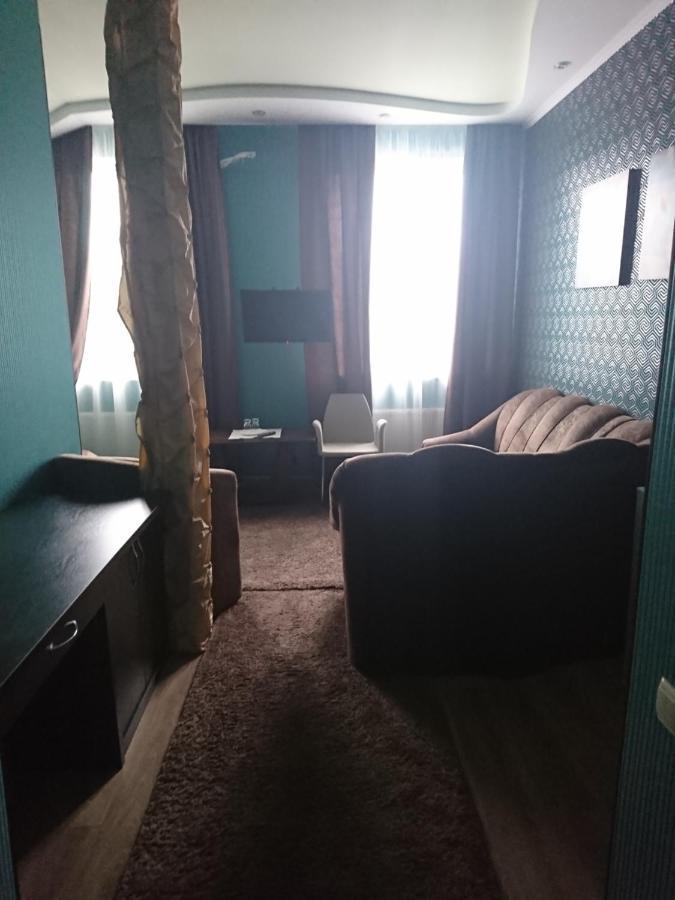 Mishel Plus Hotel Charkov Buitenkant foto